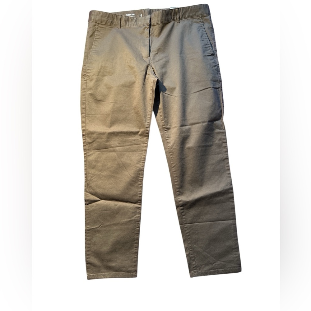 GAP Women's Skinny Pants in Khaki